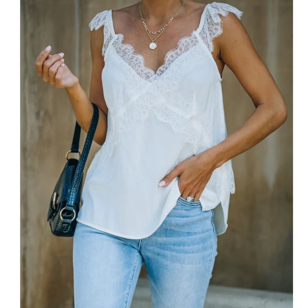 Vici Love Language Ecru lace camisole - Picture 5 of 6